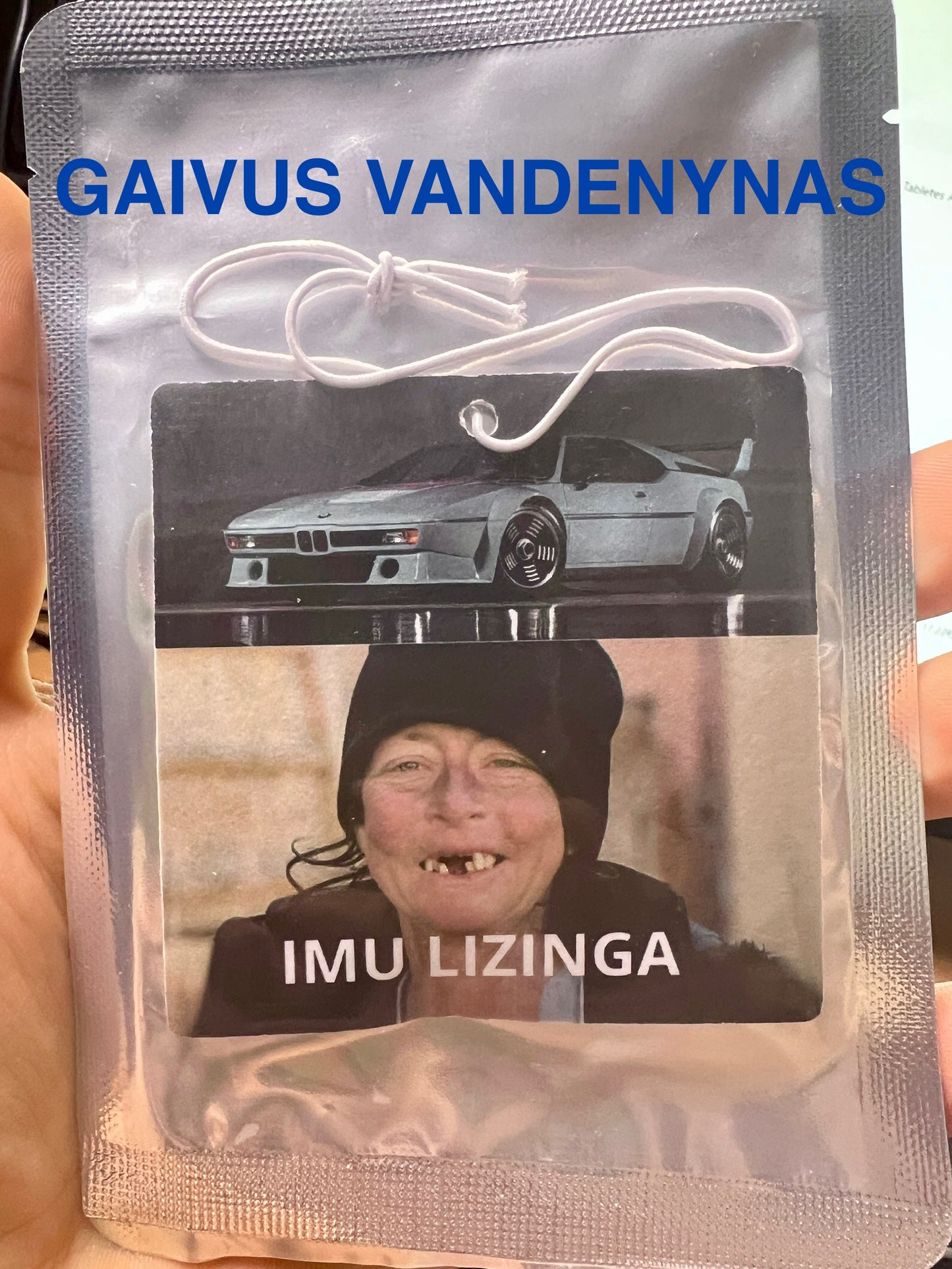 2 vnt auto kvapukų jums !
