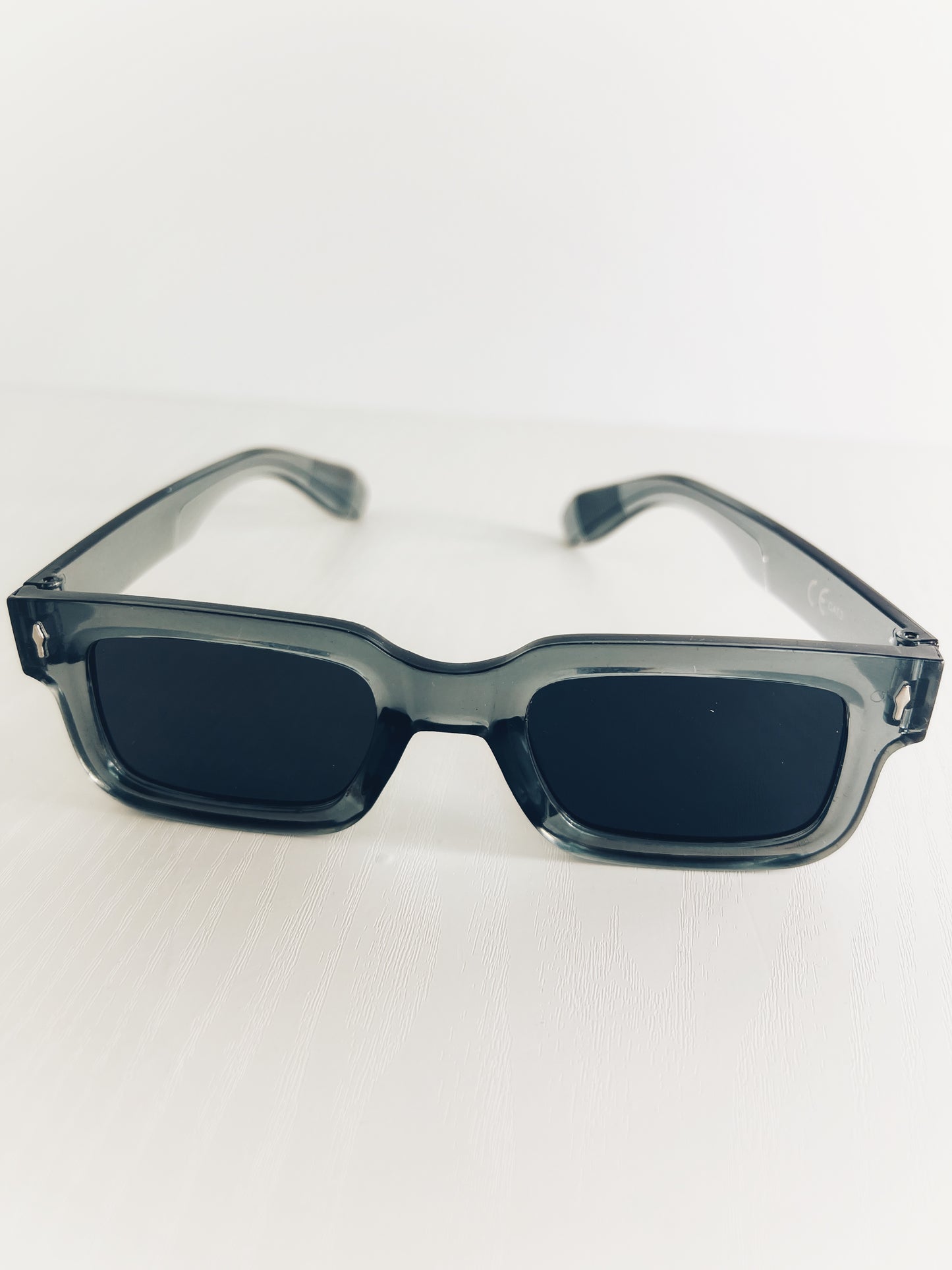 Bond 007 silver saulės akiniai